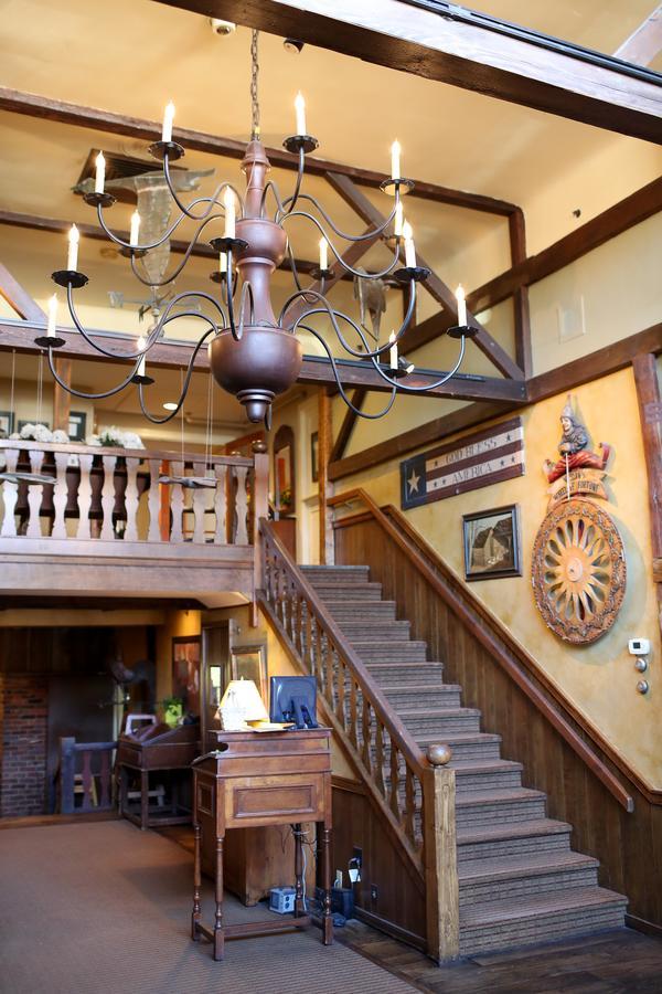 Golden Plough Inn Lahaska Экстерьер фото